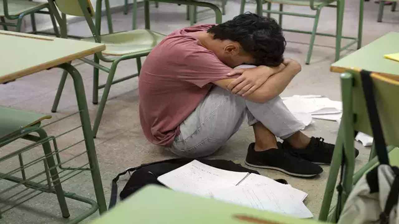 కోటాలో మరో విద్యార్థి ఆత్మహత్య