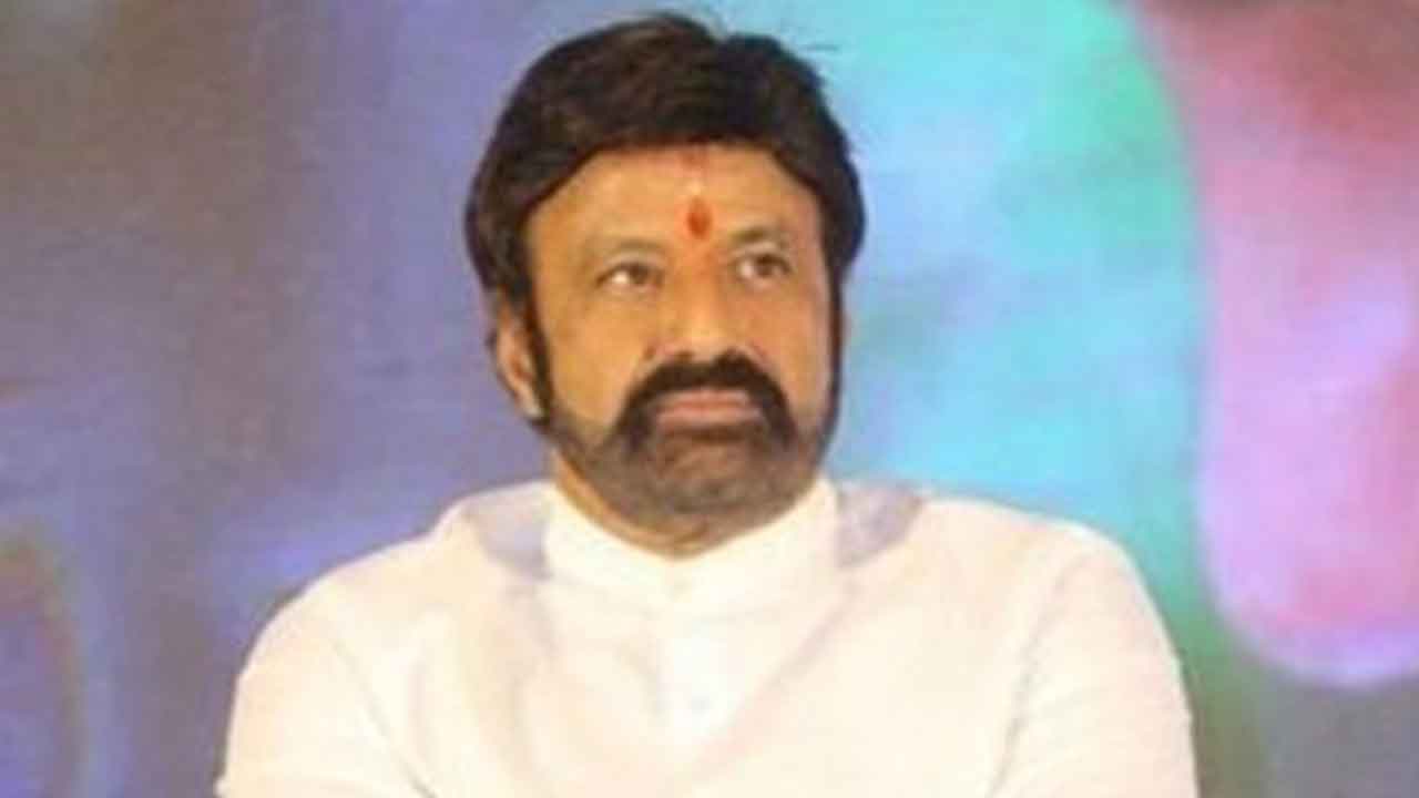 భాగ్యనగరంలో బాలకృష్ణ హంగామా