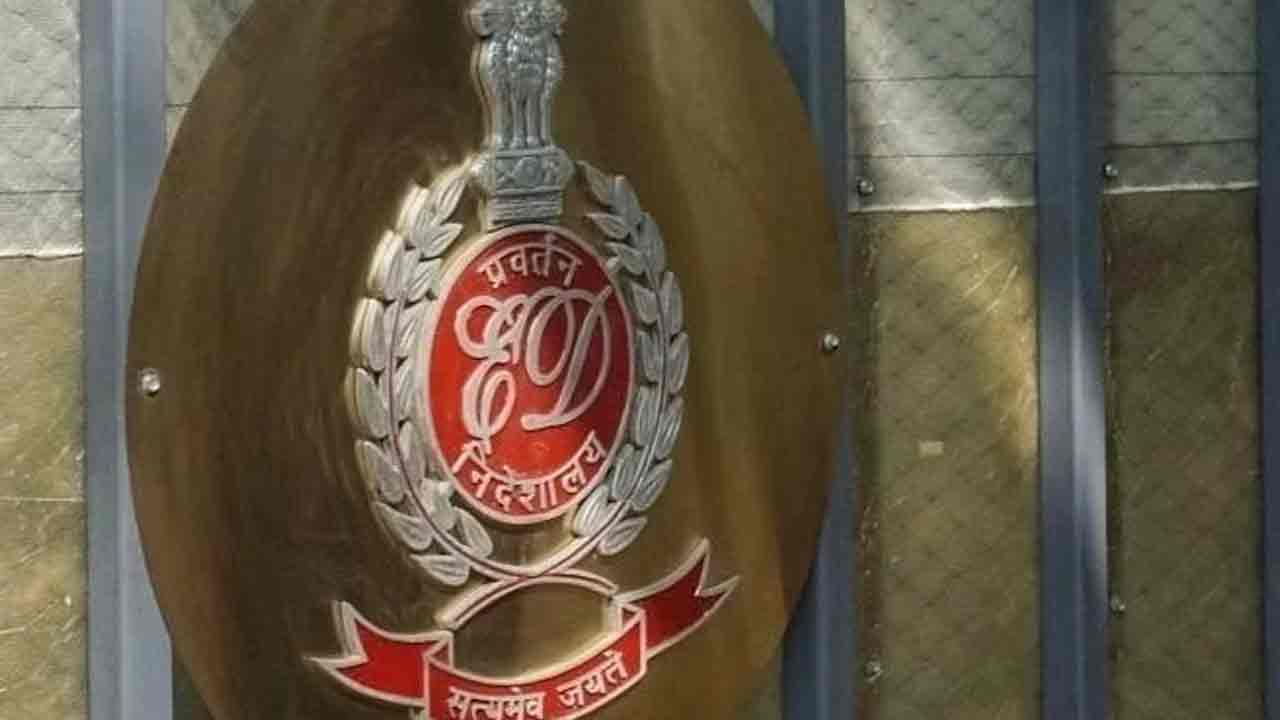 ED Raids: బెంగాల్‌లో పీడీఎస్ స్కామ్‌.. ఆరు చోట్ల ఈడీ సోదాలు