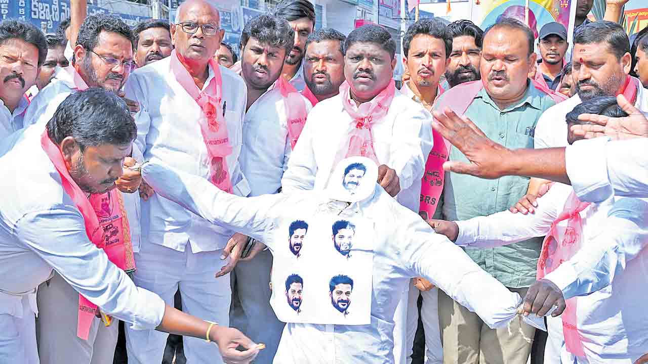 మాట పదిలం.. నేతలూ