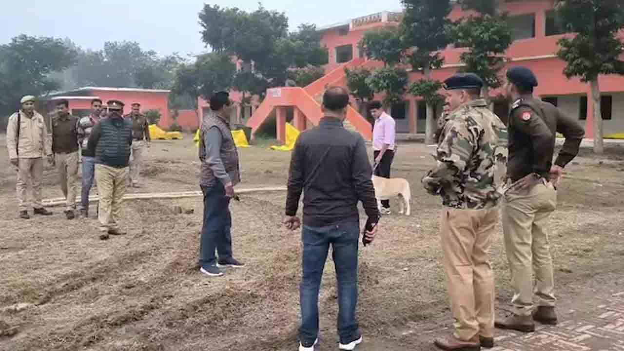 Bundelkhand | బుందేల్‌ఖాండ్ ఫెస్టివ‌ల్‌లో పటాకులు పేల్చ‌డంతో.. న‌లుగురు చిన్నారులు మృతి