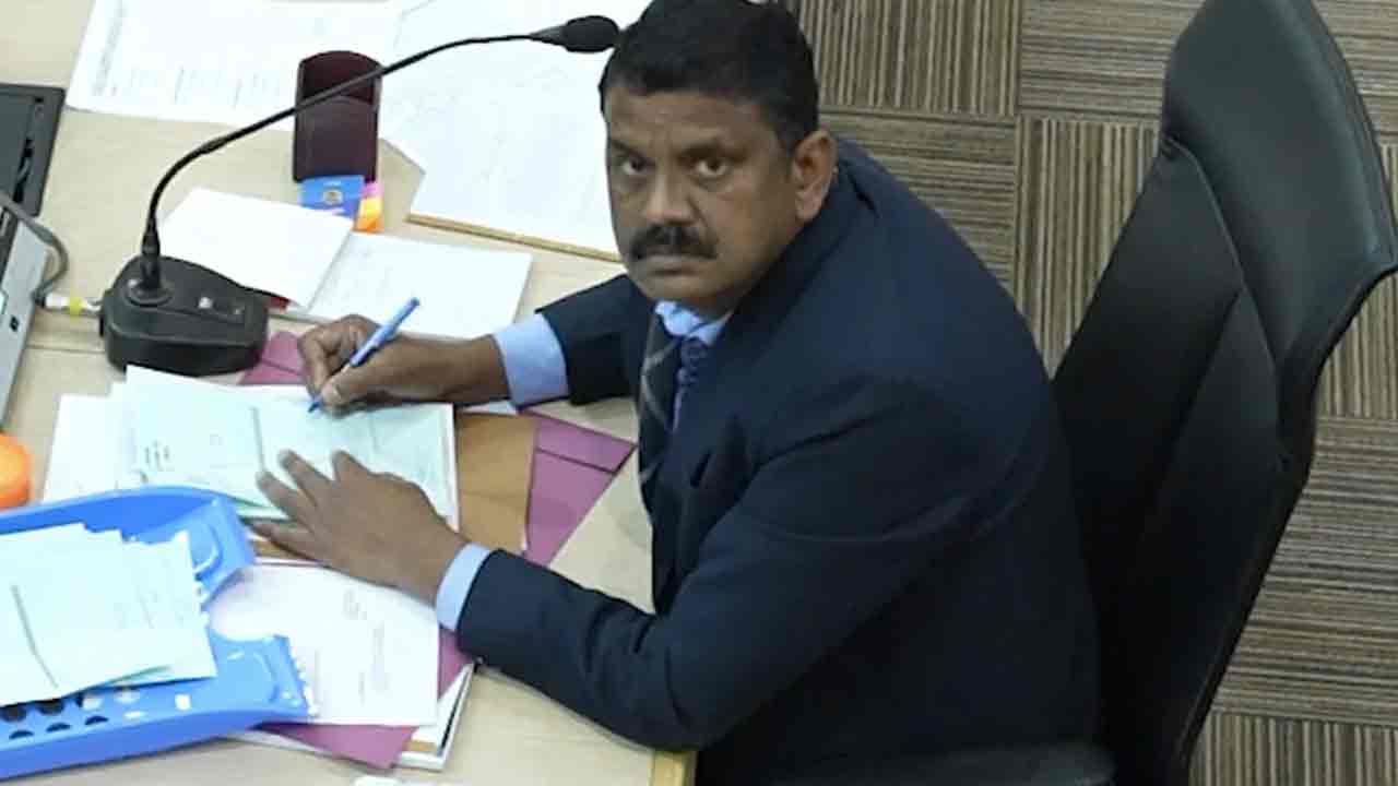 Supreme Court: రిట‌ర్నింగ్ ఆఫీస‌ర్‌పై చీఫ్ జ‌స్టిస్ డీవై చంద్ర‌చూడ్ సీరియ‌స్‌