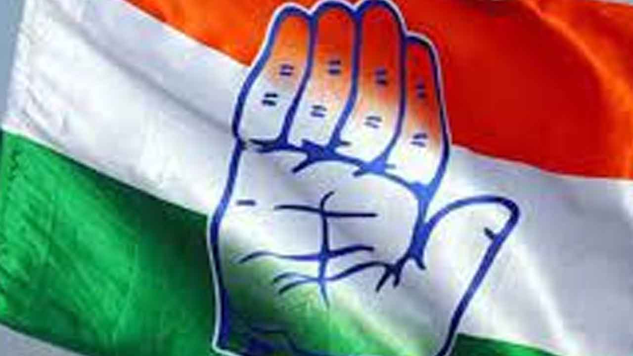 నల్లగొండలో కాంగ్రెస్ పోటీ సభ