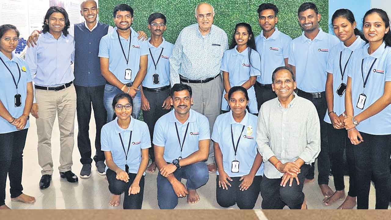 KREST | టీహబ్ తరహాలోనే క్రెస్ట్.. గ్రామీణ యువత కోసం ఆంత్రప్రెన్యూర్షిప్, స్టార్టప్ సెంటర్