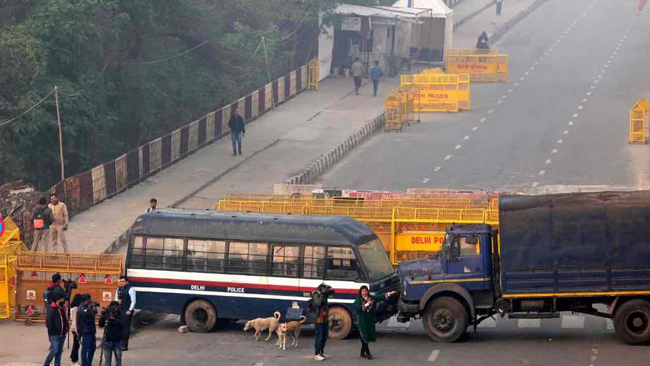 Farmers Protest: ఢిల్లీలో సెక్ష‌న్ 144 విధింపు.. భారీ సమూహాలపై నిషేధం