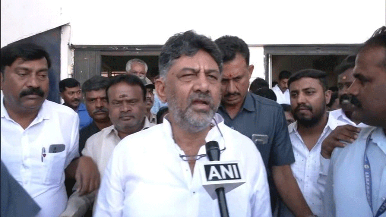 DK Shivakumar | లోక్సభ ఎన్నికల్లో అధిక సీట్లు గెలుచుకుంటాం : డీకే శివకుమార్