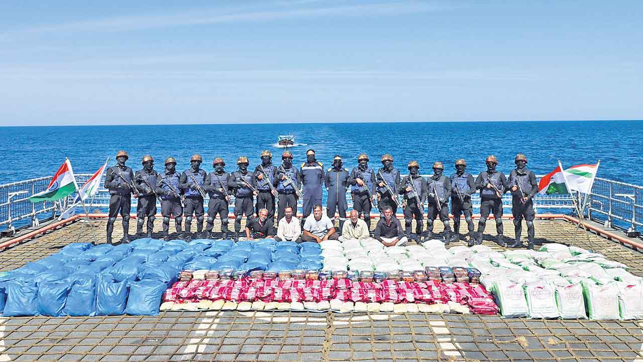 2 వేల కోట్ల డ్రగ్స్‌ పట్టివేత