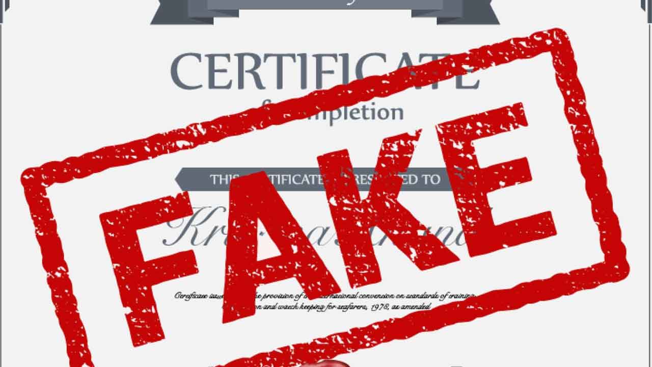 ఫేక్‌ సర్టిఫికెట్‌తో ఉద్యోగంలోకి