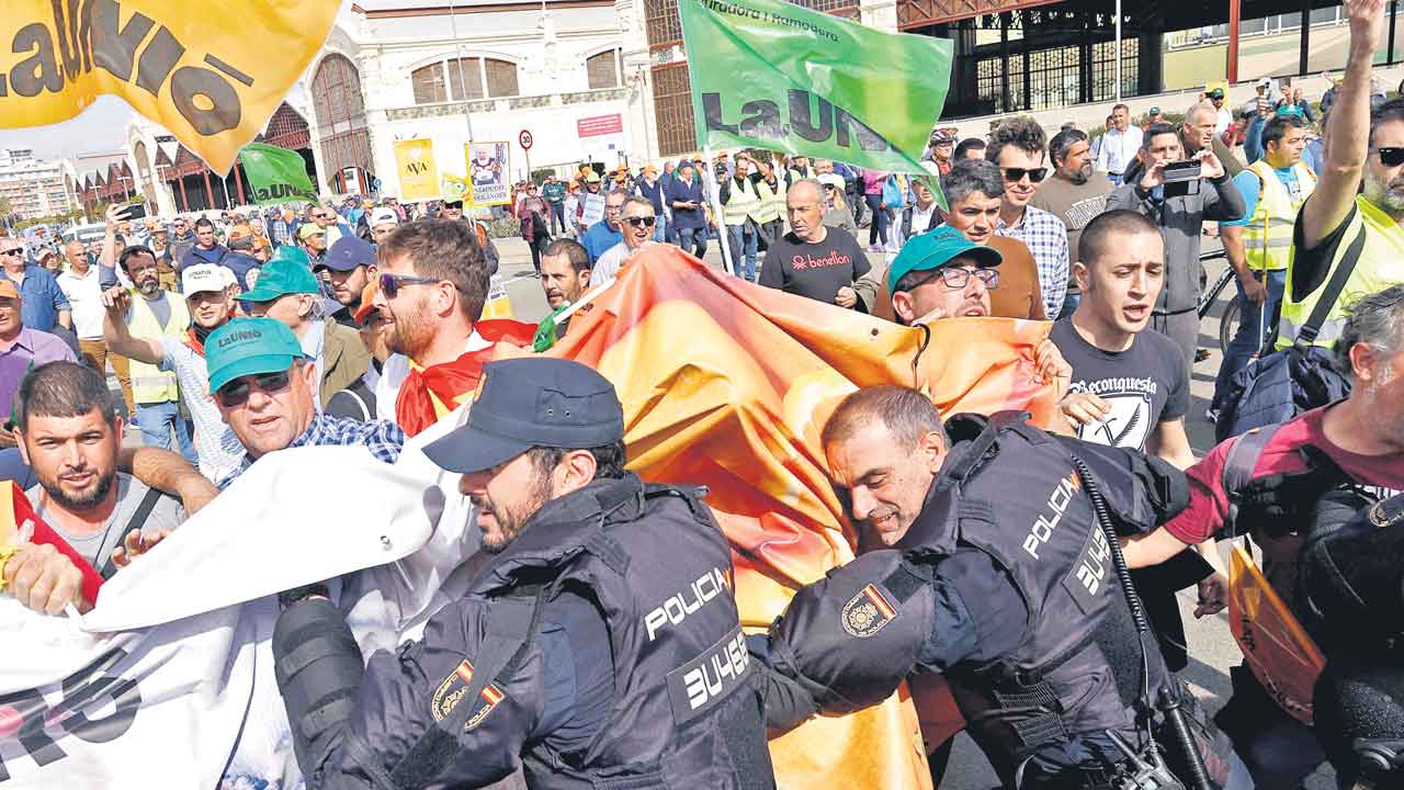 ఈయూలో రైతు ఉద్యమం ఉధృతం