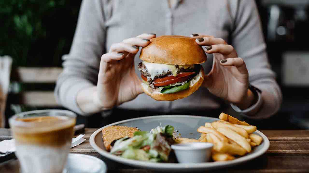 పళ్లెంలో శత్రువులతో దుష్పరిణామాలెన్నో..