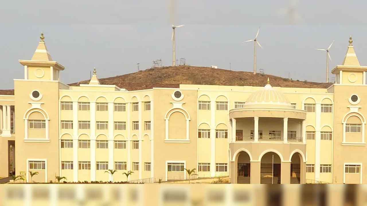 దవాఖానలో రీల్స్‌