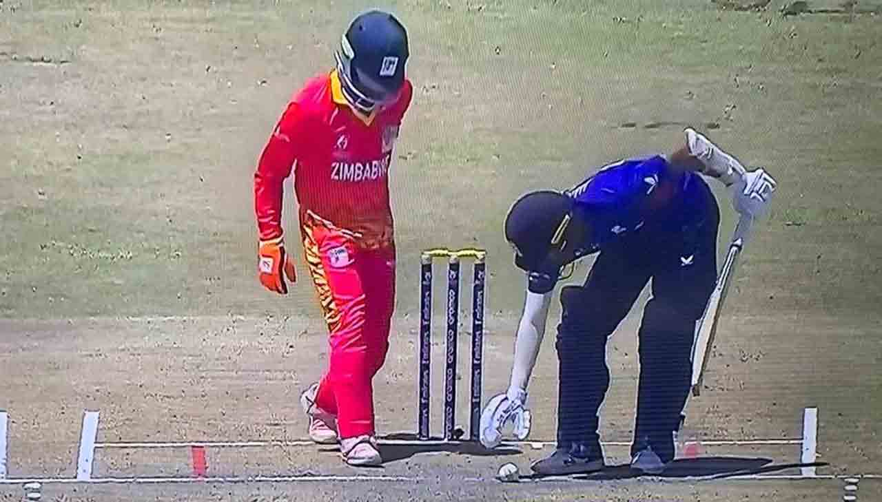 Hamza Shaikh | కీప‌ర్‌కు బంతి ఇచ్చినందుకు ఔట్.. షాక్‌లో బ్యాట‌ర్.. వీడియో