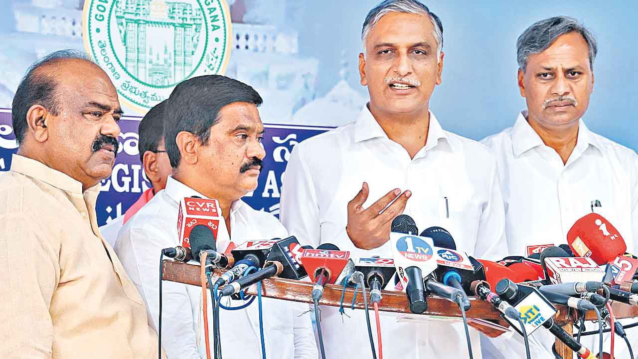 Harish Rao | రైతు నోట్లో మట్టి.. రుణమాఫీ, రైతుబంధుకు కాంగ్రెస్‌ మొండిచెయ్యి: హరీశ్‌రావు