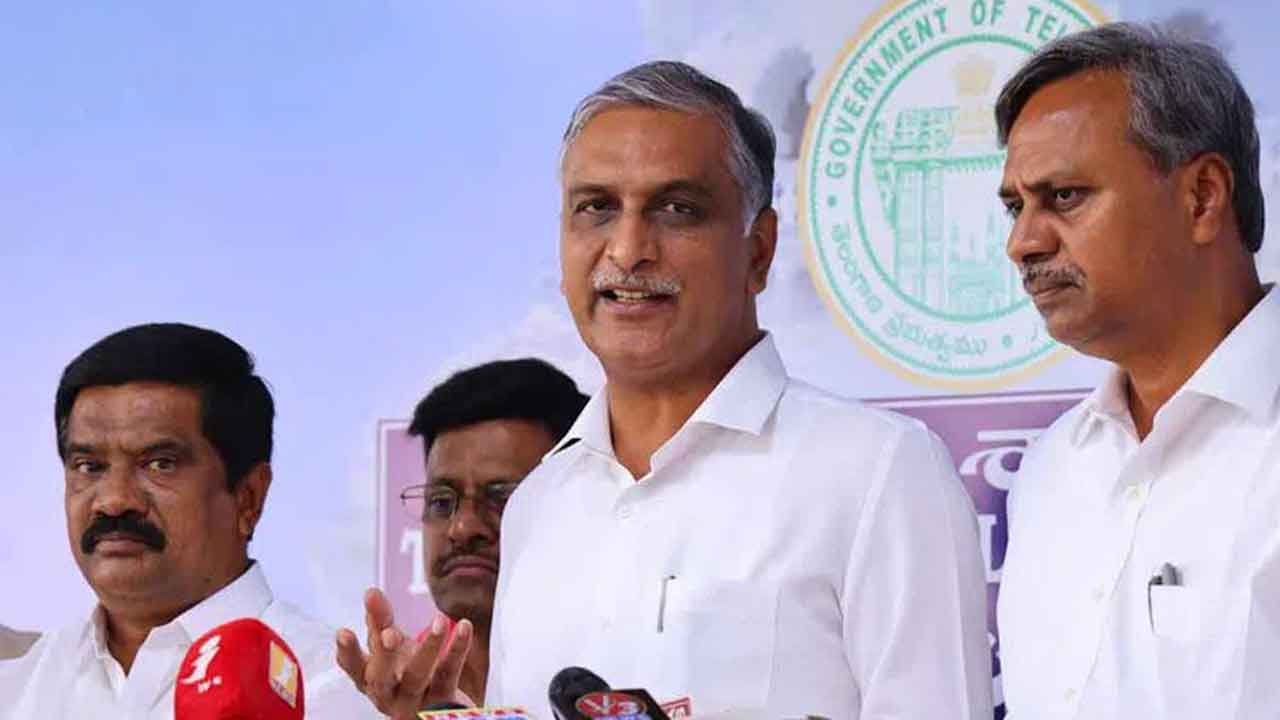 కోరం లేదంటూ బయటకు వెళ్లిన బీఆర్‌ఎస్‌ సభ్యులు