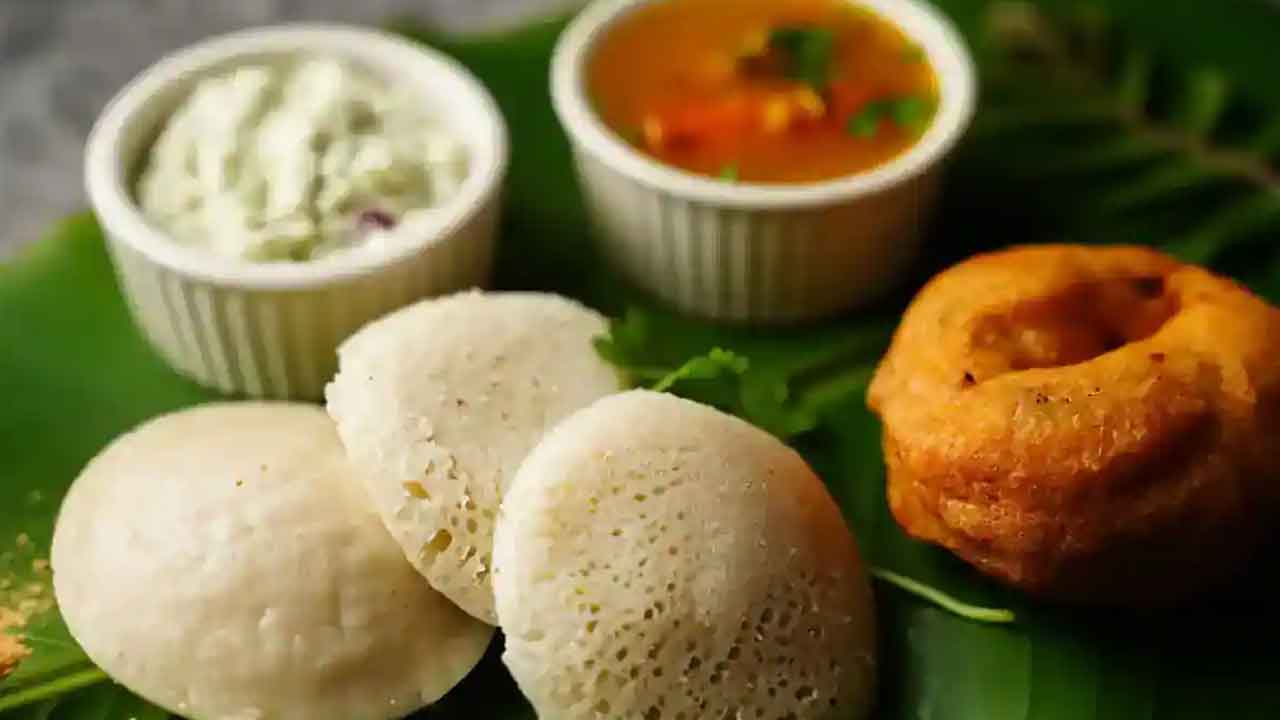 Indian Food | 26 భారతీయ వంటకాల వల్ల జీవ వైవిధ్యానికి ముప్పు.. జాబితాలో ఇడ్లీ, వడ