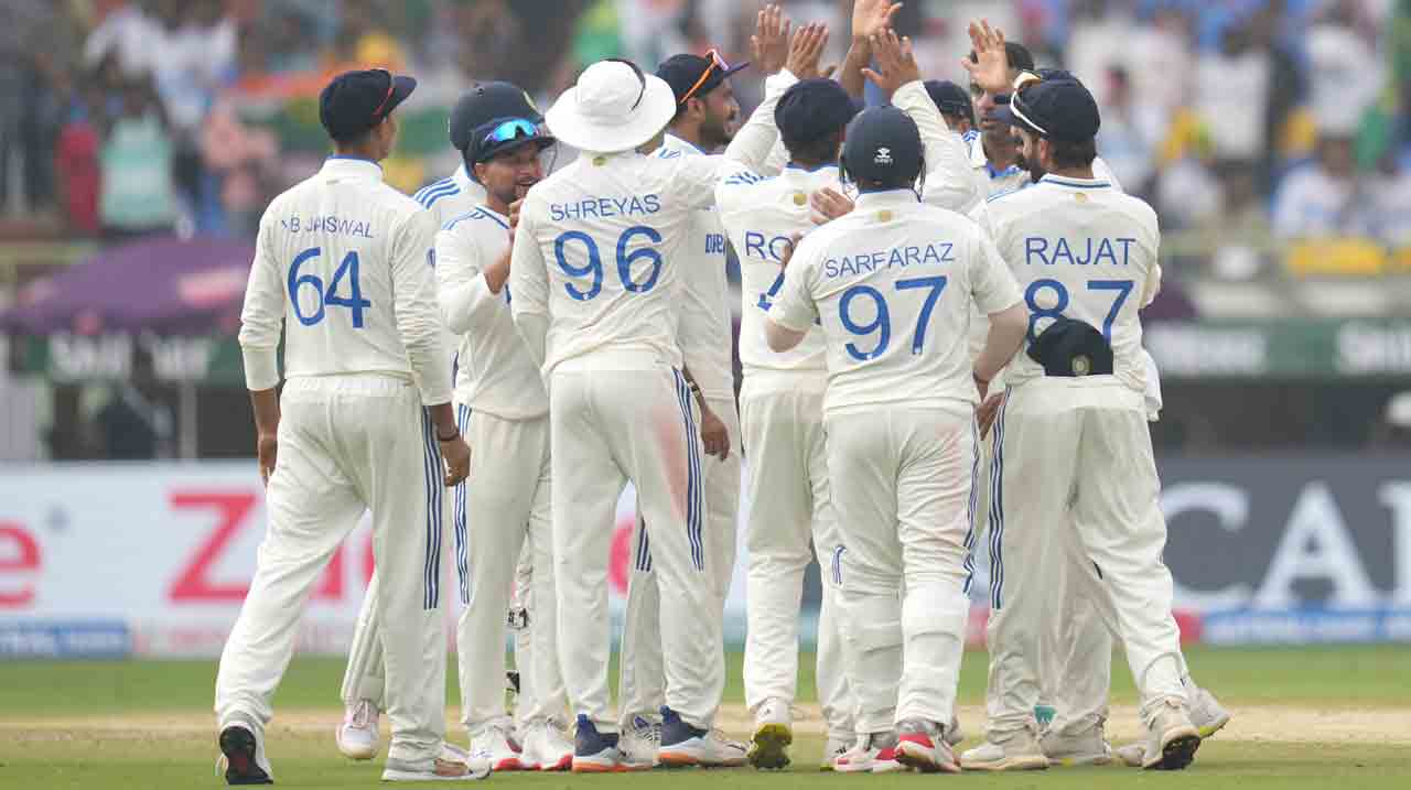 IND vs ENG 2nd Test | రోహిత్ శ‌ర్మ స్ట‌న్నింగ్ క్యాచ్.. ఇంగ్లండ్ నాలుగు వికెట్లు డౌన్