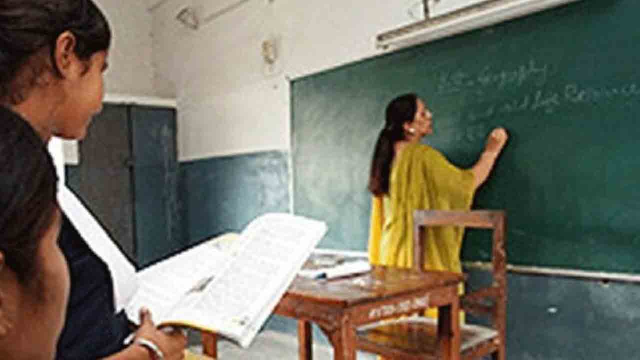 TREIRB | గురుకుల జూనియ‌ర్ లెక్చ‌ర‌ర్ల ఎంపిక జాబితా విడుద‌ల‌