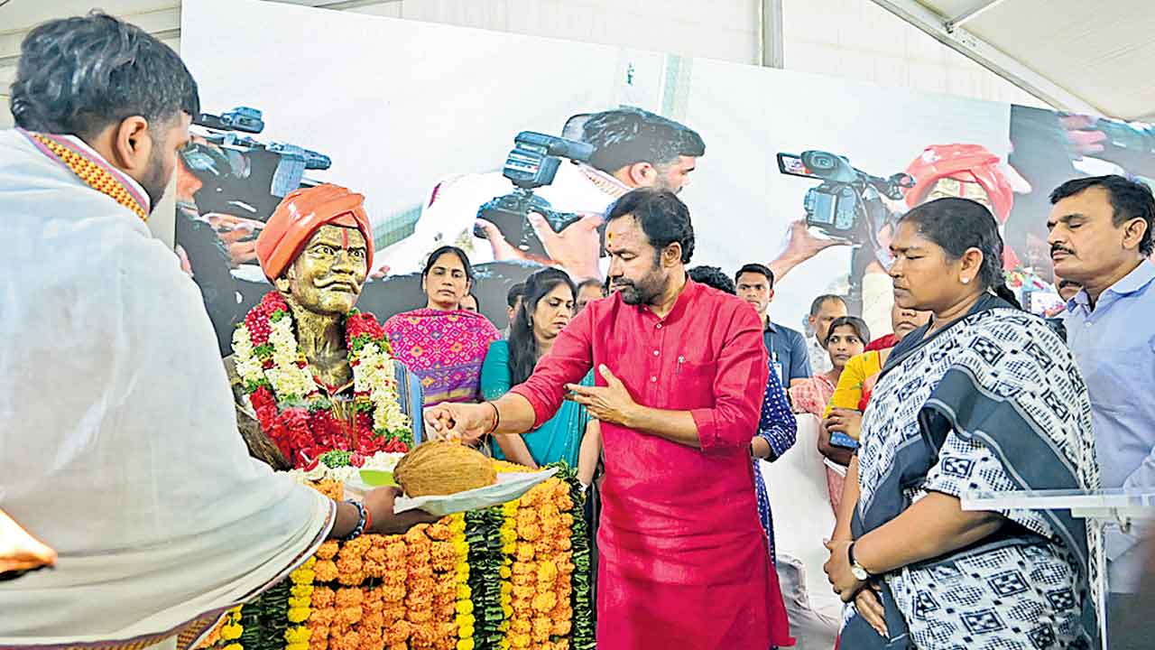 Kishan Reddy | ఢిల్లీకి కాంగ్రెస్‌ సూట్‌కేసులు.. రాహుల్‌గాంధీ కోసం బిల్డర్లకు బెదిరింపులు