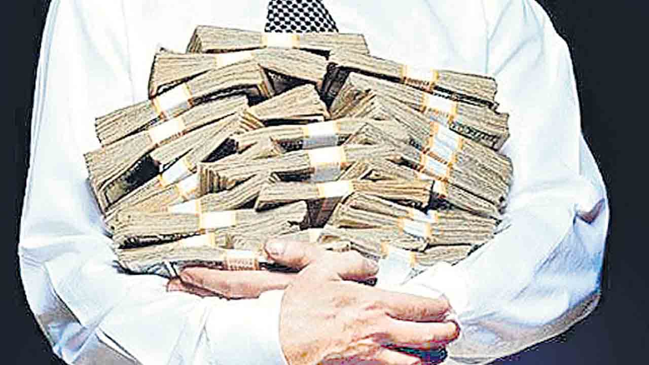 అంతకు మించి..