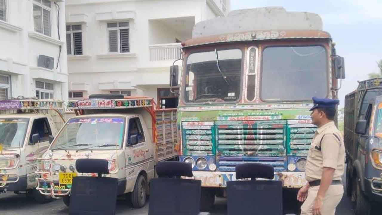 Ration rice | సూర్యాపేట జిల్లాలో భారీగా రేషన్‌ బియ్యం పట్టివేత