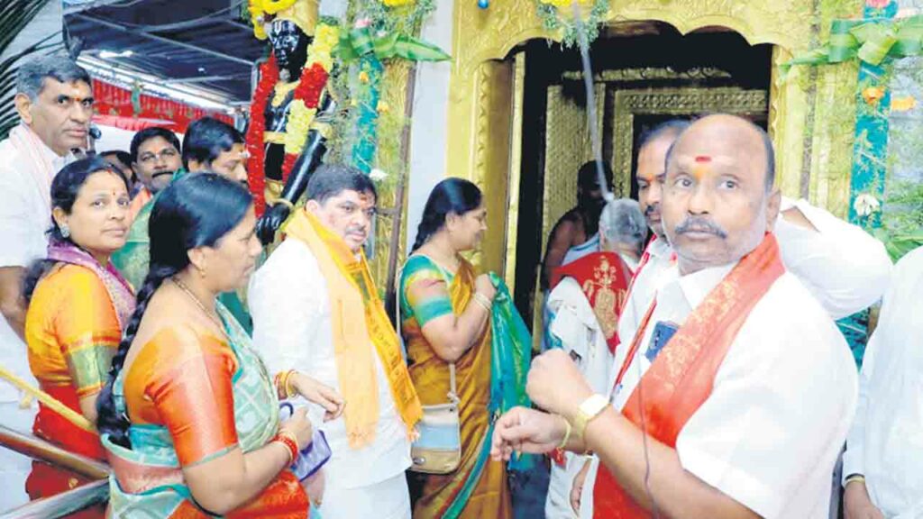 Minister Ponnam Prabhakar