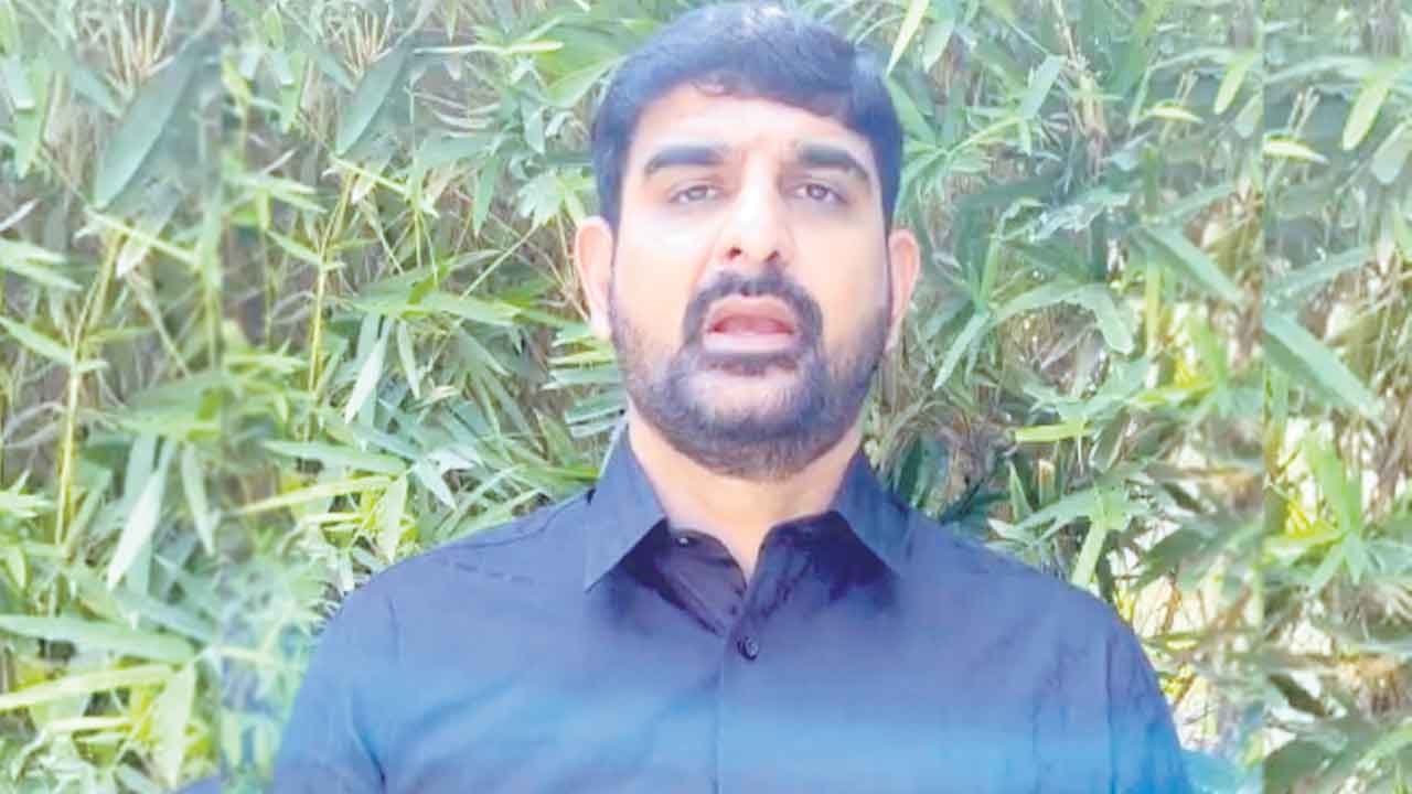 దళితబంధు అమలులో జాప్యం చేస్తే ఆందోళనలు తప్పవు : కౌశిక్‌రెడ్డి