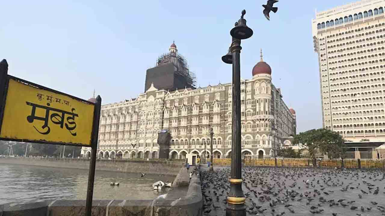 ముంబైలో ఆరు చోట్ల బాంబులు పెట్టాం.. పోలీసులు అప్ర‌మ‌త్తం