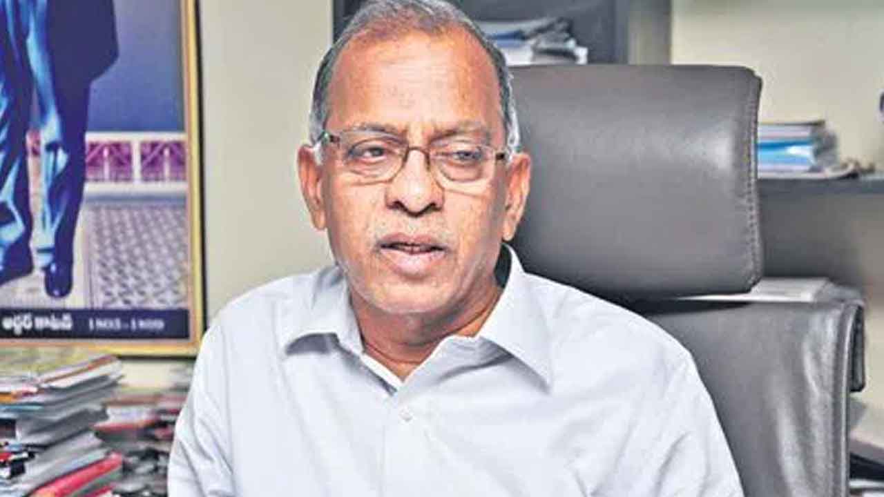 ఈఎన్సీ జనరల్‌ మురళీధర్‌ రాజీనామా