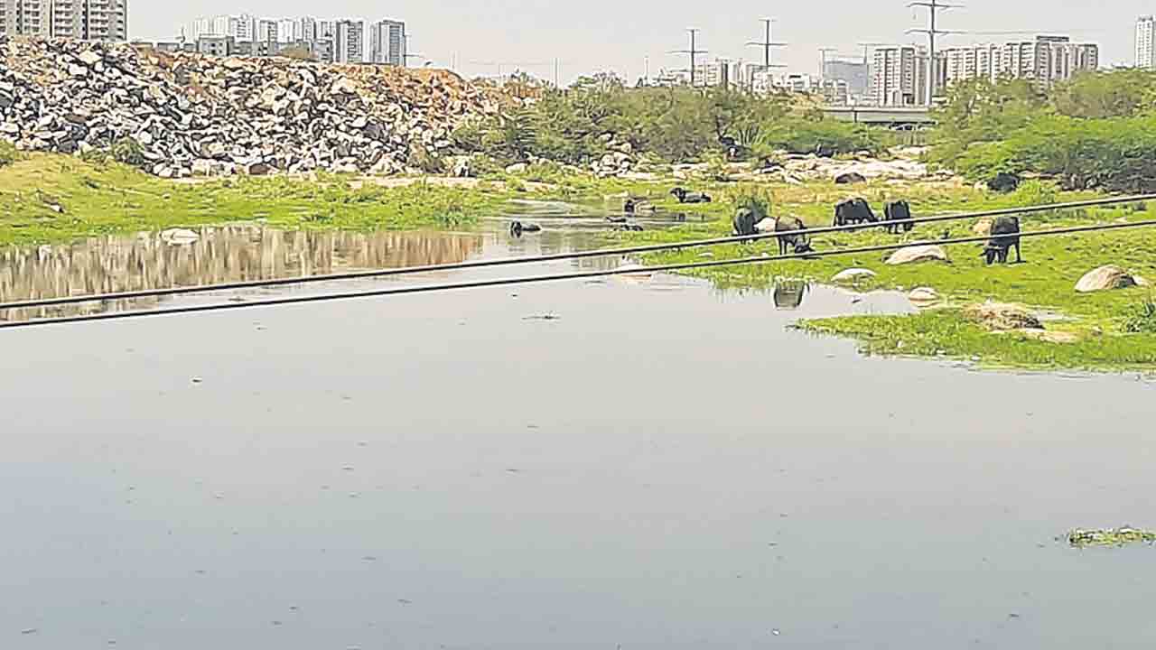 మూసివేస్తున్నారు