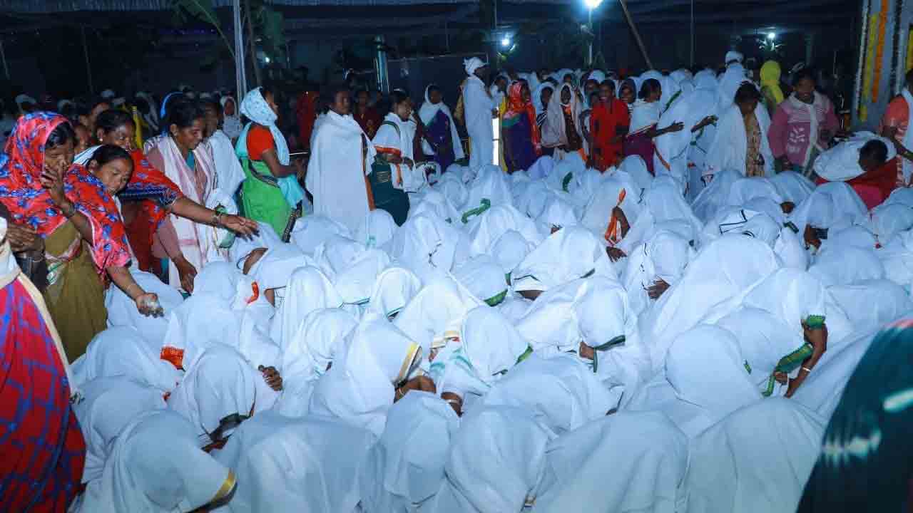 నాగోబా సన్నిధిలో బేటింగ్