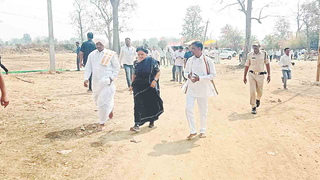 నాగోబా జాతర ఏర్పాట్లను పరిశీలించిన సీఎస్‌