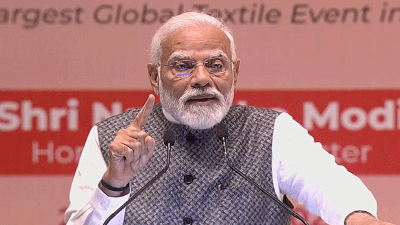 Global Export Hub | అంత‌ర్జాతీయ ఎగుమ‌తుల హ‌బ్‌గా భార‌త్ : ప్ర‌ధాని మోదీ