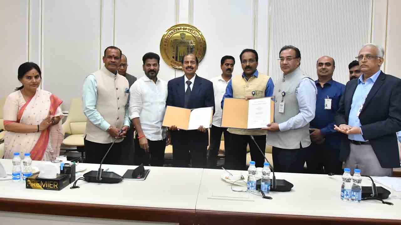 Drone Port | హైదరాబాద్‌లో కొత్తగా డ్రోన్ పోర్ట్.. ఎన్ఆర్ఎస్సీతో ఏవియేష‌న్ అకాడ‌మీ ఒప్పందం