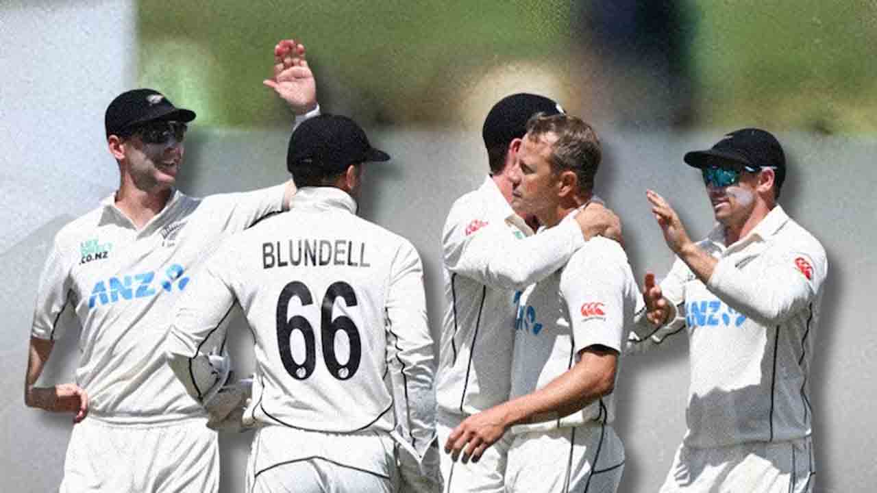 కివీస్‌ లక్ష్యం 267