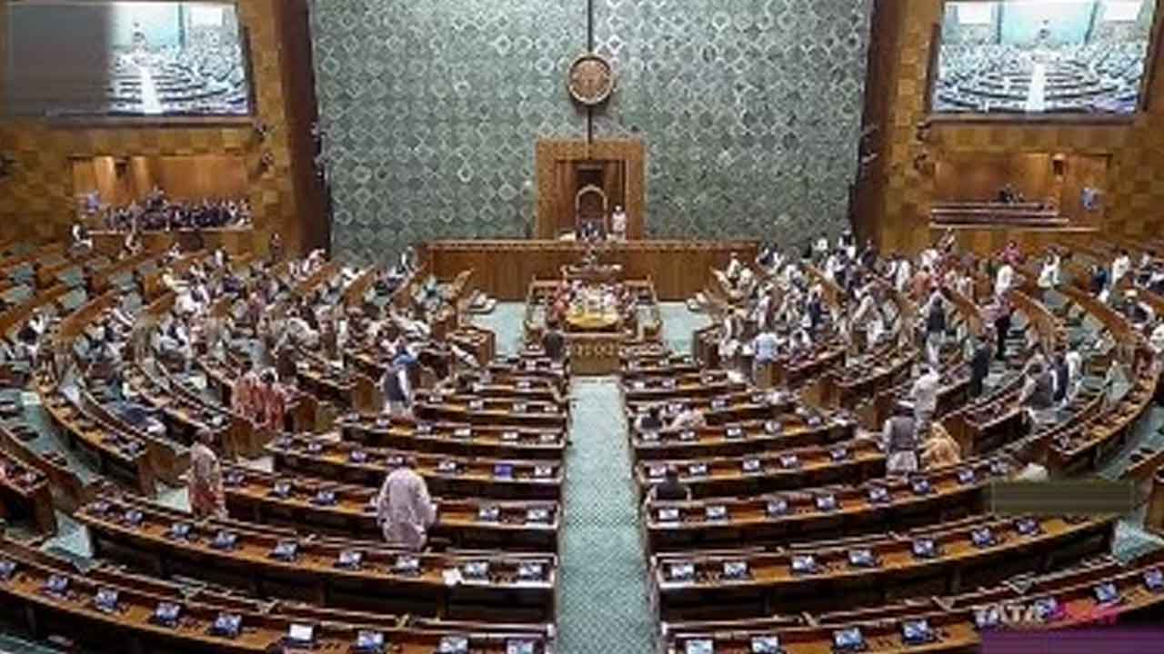 పార్లమెంట్‌ సమావేశాలు 10 వరకు పొడిగింపు