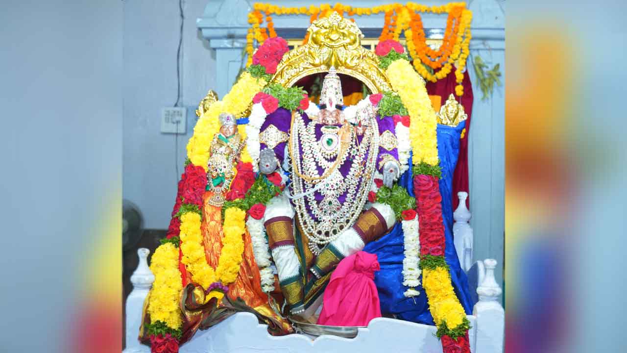 వైభవంగా చక్రతీర్థ స్నానం