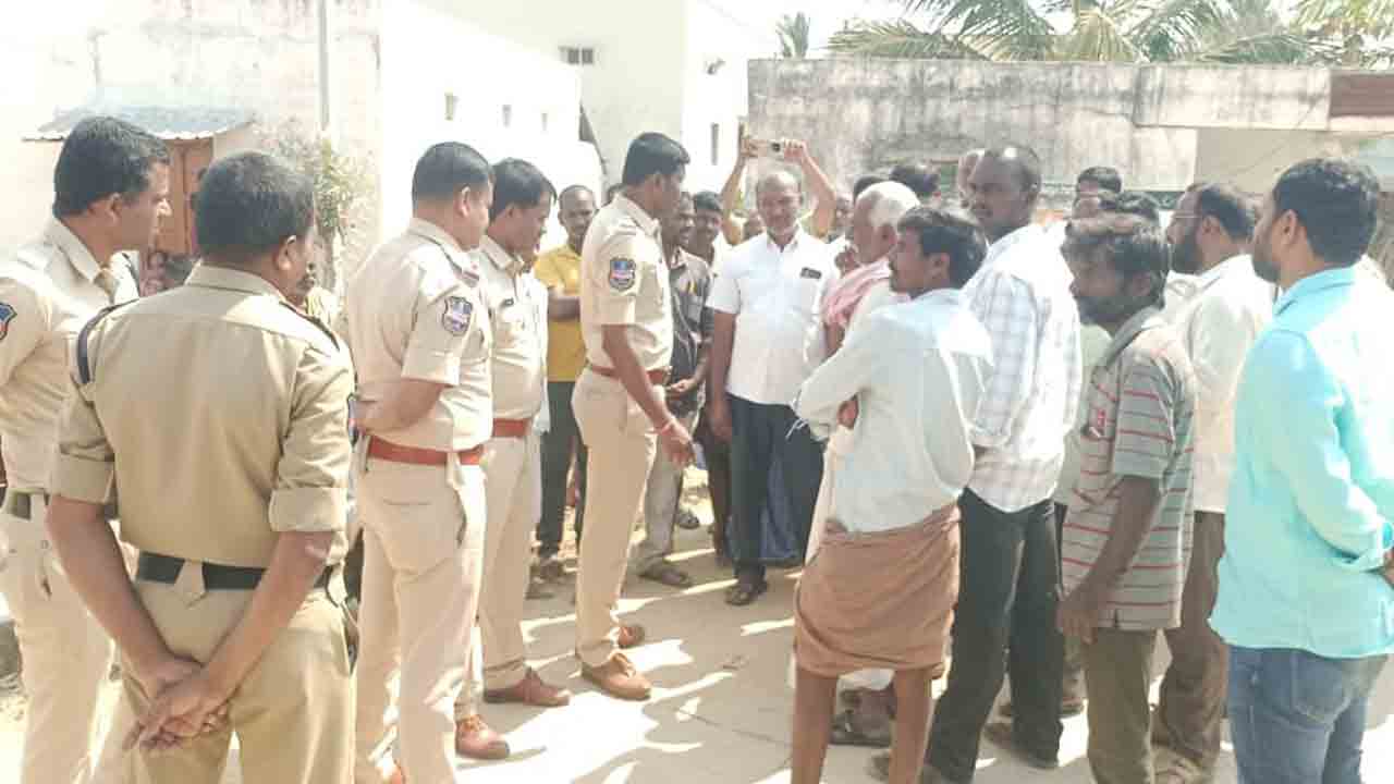 ఇసుక అనుమతులు రద్దు చేయాలి