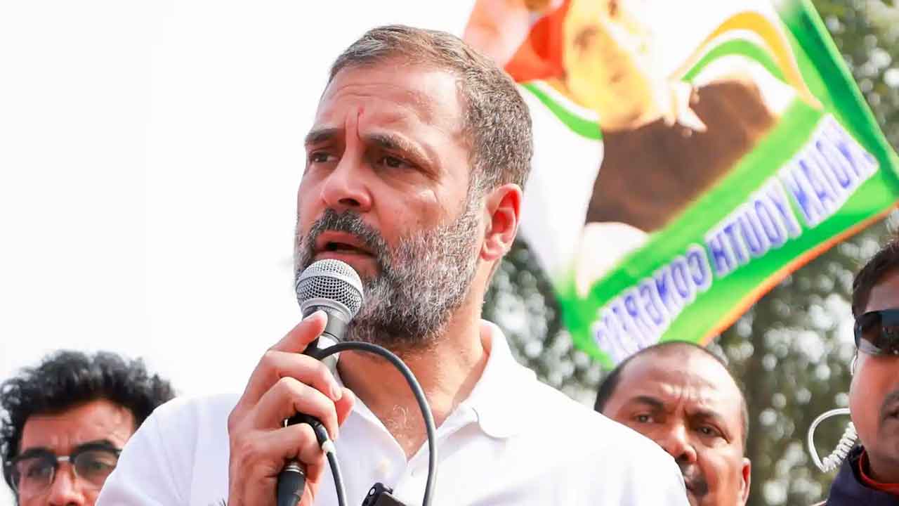 మోదీ పుట్టుకతో ఓబీసీ కాదు