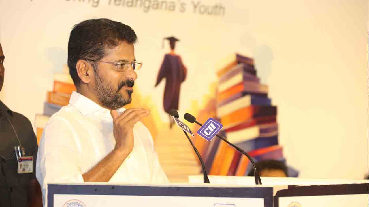 CM Revanth | రాజ‌కీయాలు ఎలా ఉన్నా.. కేసీఆర్ హైద‌రాబాద్‌ను అభివృద్ధి చేశారు : సీఎం రేవంత్
