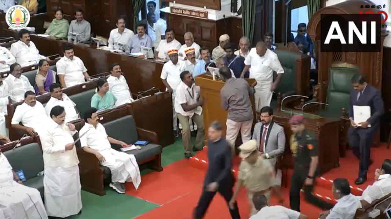 Tamilnadu Governor :త‌మిళ‌నాడు అసెంబ్లీ నుంచి గ‌వ‌ర్న‌ర్ వాకౌట్‌