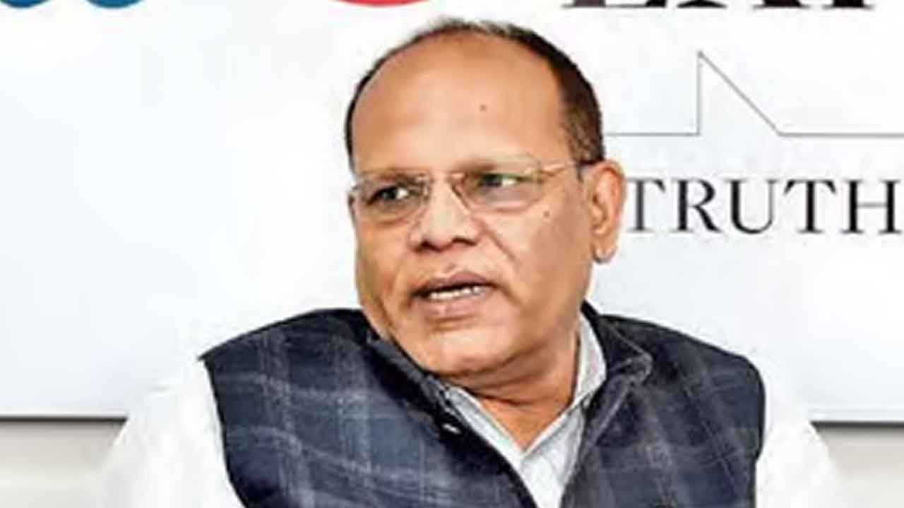 సోమేశ్‌కుమార్‌ పై సీబీఐ,ఈడీకి ఫిర్యాదు