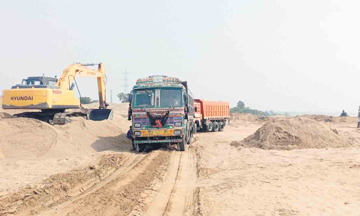 ఇసుకాసురులు