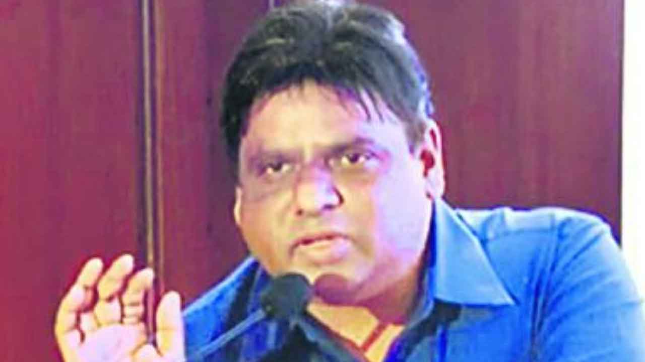 బాలకృష్ణ ఆస్తుల రిజిస్ట్రేషన్‌ నిలిపేయండి