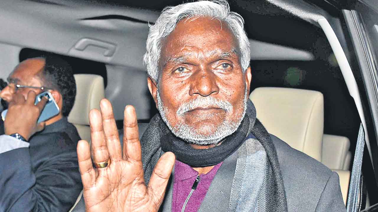 జార్ఖండ్‌ టైగర్‌.. చంపై సొరేన్‌