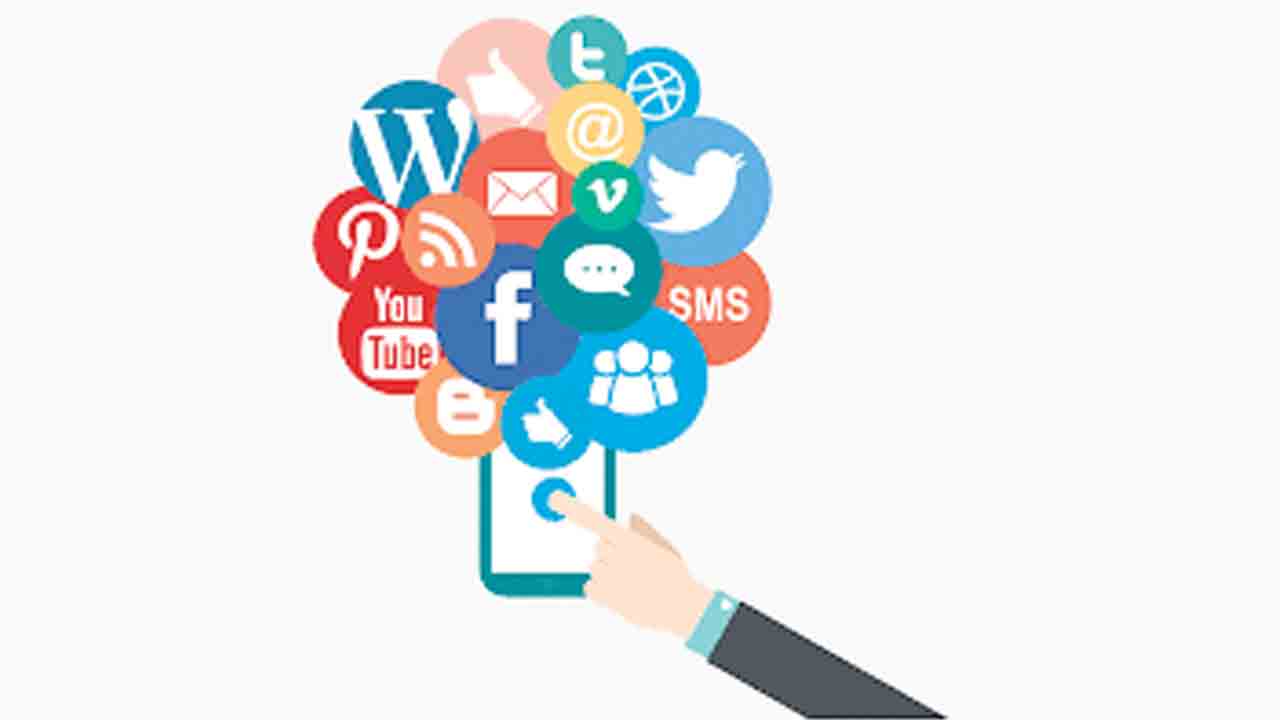 సోషల్‌ మీడియా దుర్వినియోగం