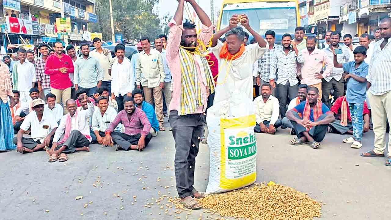 మార్కెట్‌లో వ్యాపారులదే రాజ్యం