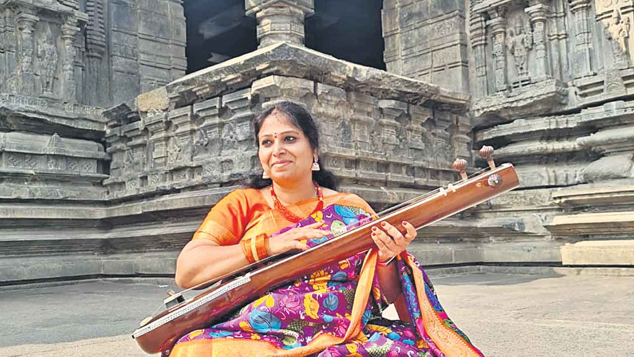 శ్వేతాప్రసాద్‌కు బిస్మిల్లాఖాన్‌ యువ పురస్కారం