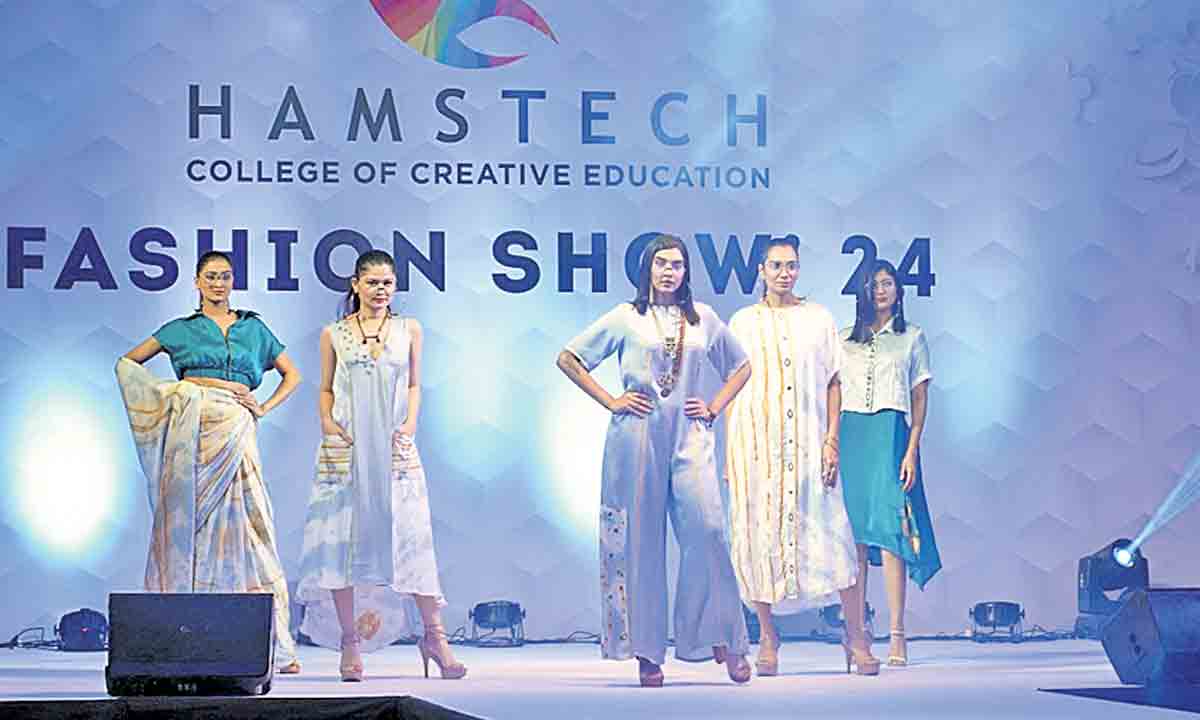 అట్టహాసంగా హామ్స్‌టెక్‌ ఫ్యాషన్‌ షో
