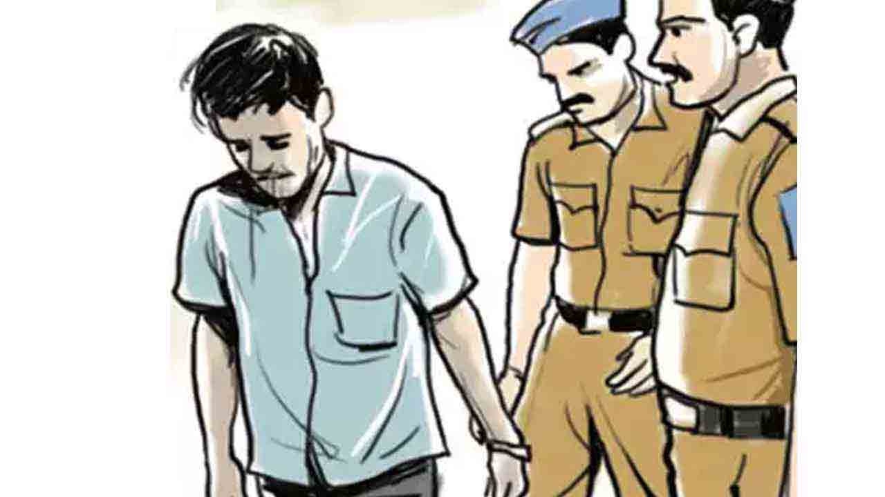 Arrest | పోలీసుల పేరుతో దొంగతనాలకు పాల్పడ్డుతున్న ఇరానీ గ్యాంగ్ సభ్యుడి అరెస్ట్