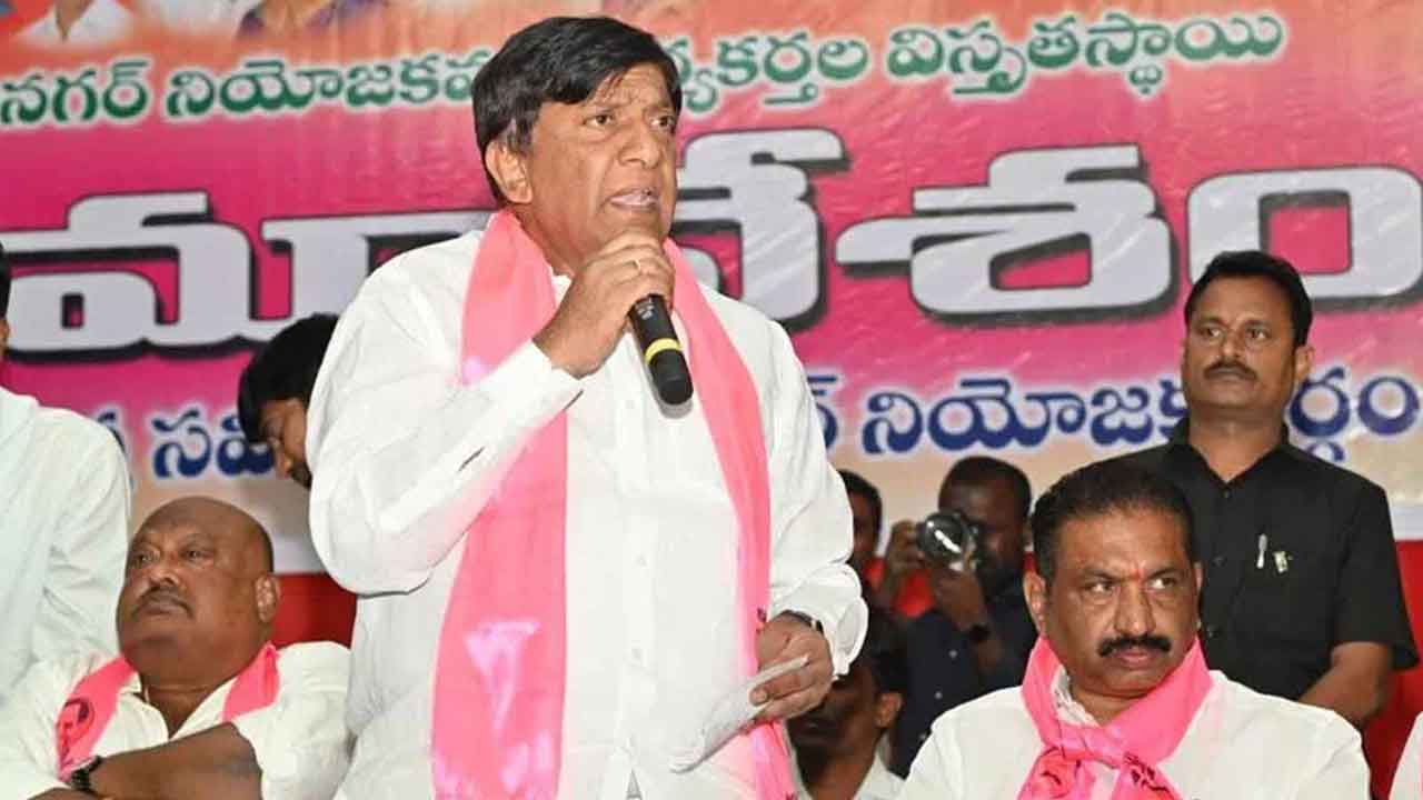 2 లక్షల ఉద్యోగాలని.. 60 పోస్టులకు నోటిఫికేషనా?